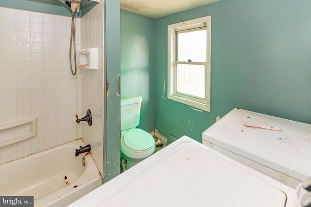 1627 S HANOVER ST, Baltimore, MD 21230