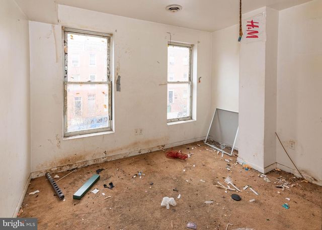 1627 S HANOVER ST, Baltimore, MD 21230