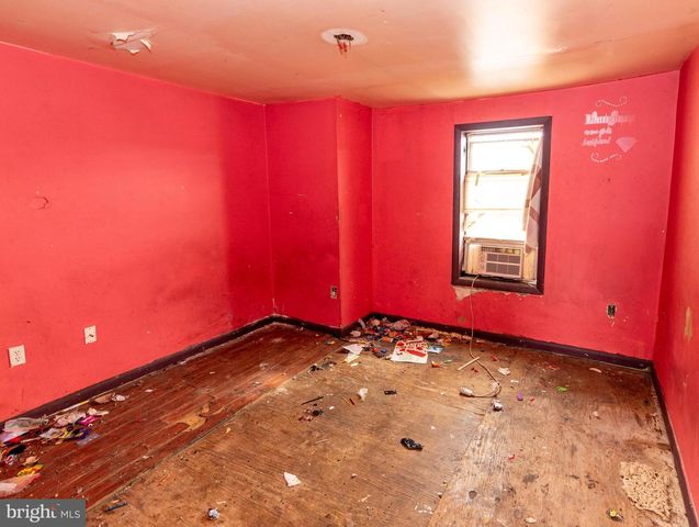 1627 S HANOVER ST, Baltimore, MD 21230