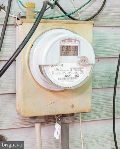 1627 S HANOVER ST, Baltimore, MD 21230