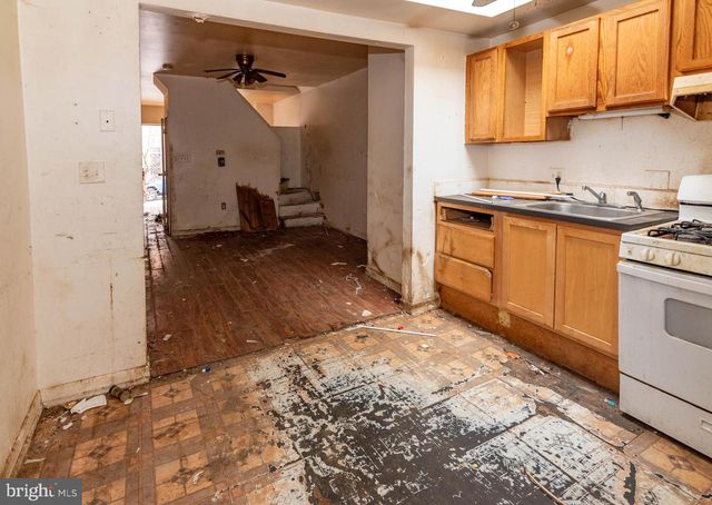 1627 S HANOVER ST, Baltimore, MD 21230