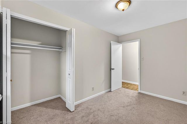 828 Holt Avenue, Greensboro, NC 27405