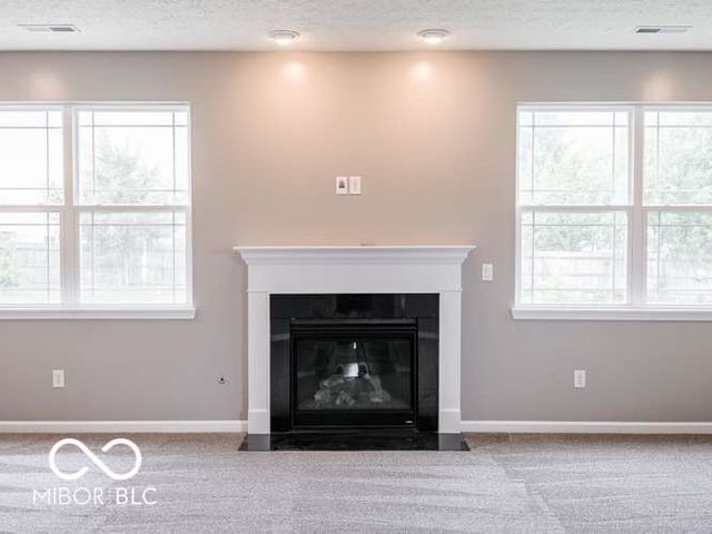 977 Richelle Way, Greenwood, IN 46143