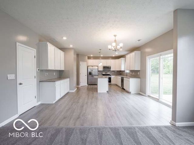 977 Richelle Way, Greenwood, IN 46143