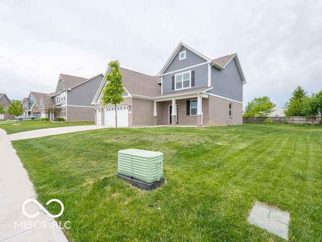 977 Richelle Way, Greenwood, IN 46143