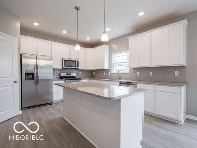 977 Richelle Way, Greenwood, IN 46143