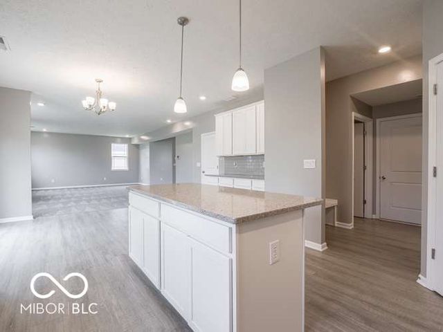 977 Richelle Way, Greenwood, IN 46143