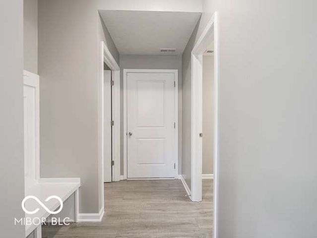 977 Richelle Way, Greenwood, IN 46143