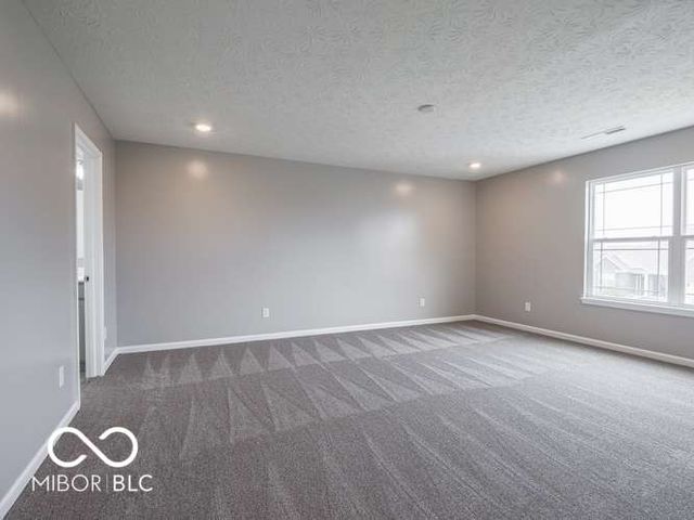 977 Richelle Way, Greenwood, IN 46143