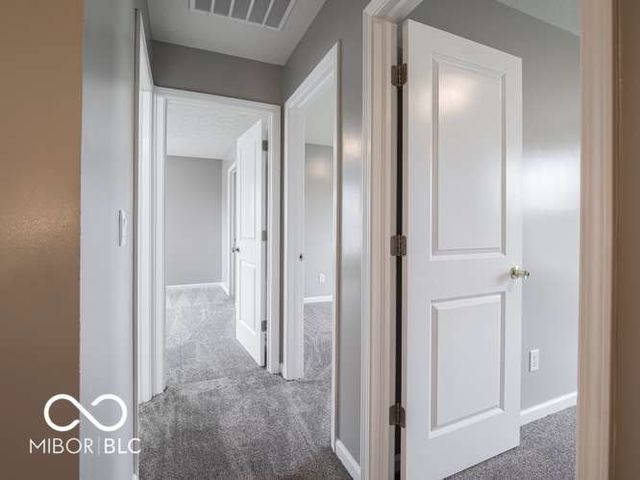 977 Richelle Way, Greenwood, IN 46143