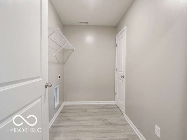 977 Richelle Way, Greenwood, IN 46143