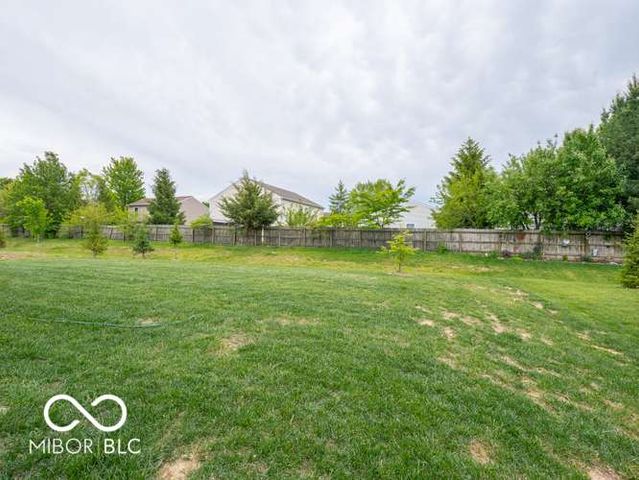 977 Richelle Way, Greenwood, IN 46143