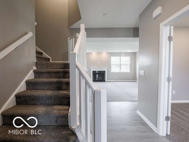 977 Richelle Way, Greenwood, IN 46143