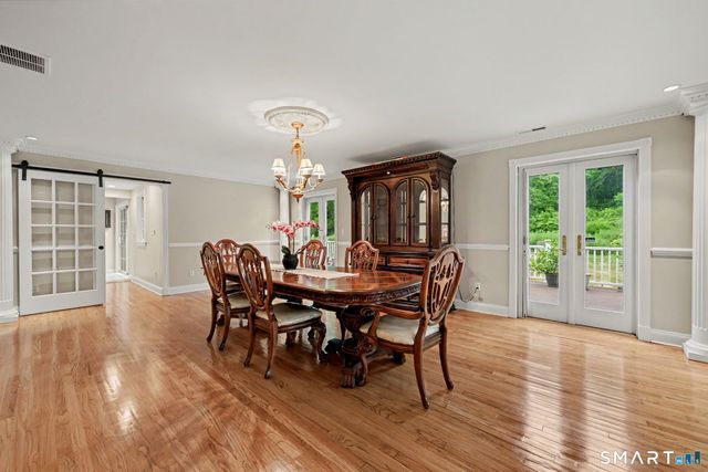 567 Danbury Road, Wilton, CT 06897
