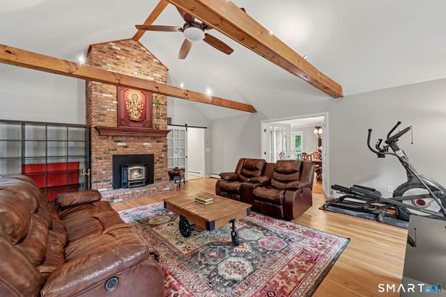 567 Danbury Road, Wilton, CT 06897