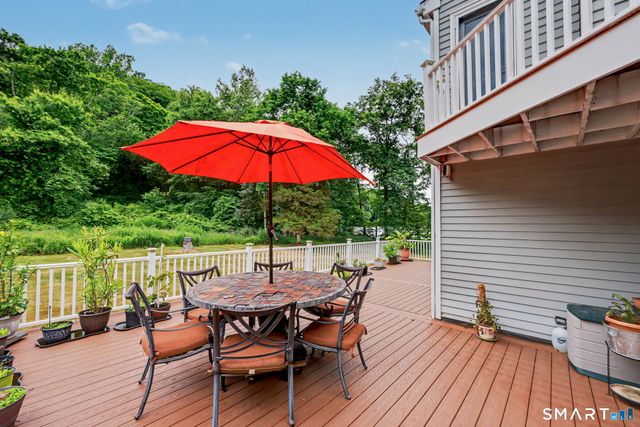 567 Danbury Road, Wilton, CT 06897