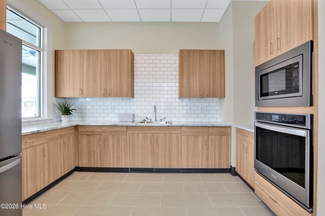 1175 Greensview Circle, Leland, NC 28451