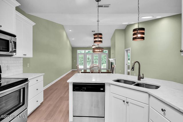 1175 Greensview Circle, Leland, NC 28451