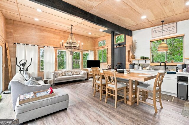 93 Shady Lane, Cleveland, GA 30528
