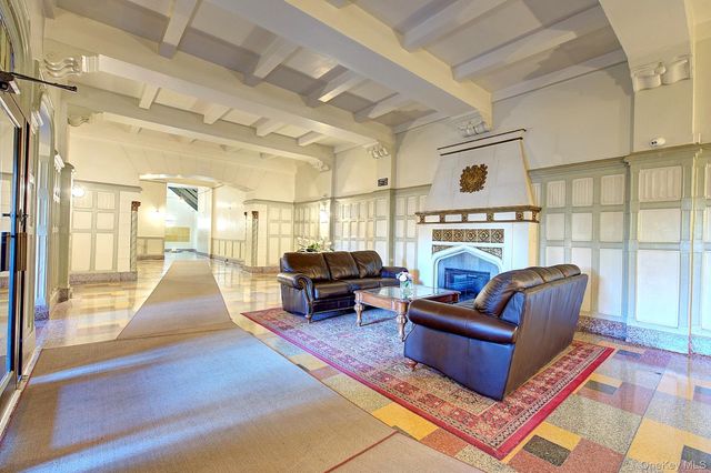 167-10 Crocheron Avenue 6C, Flushing, NY 11358