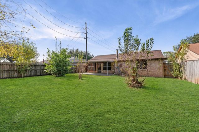 11930 Welshpool Glen Drive, Houston, TX 77066