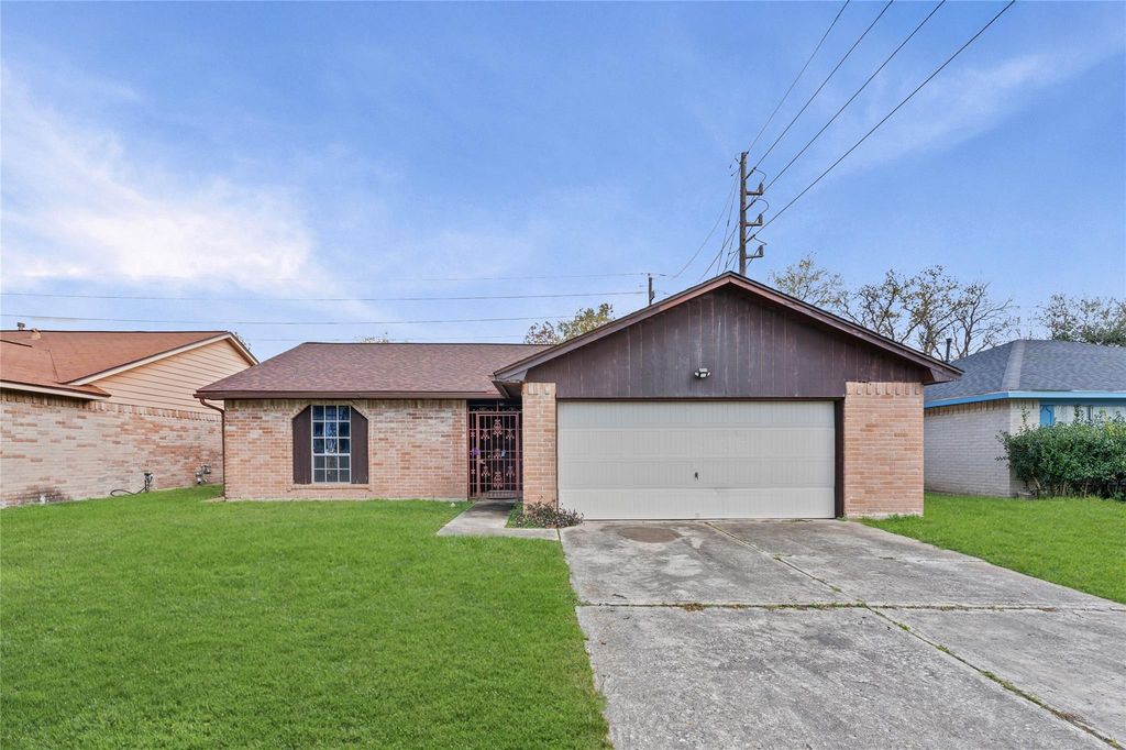 11930 Welshpool Glen Drive, Houston, TX 77066