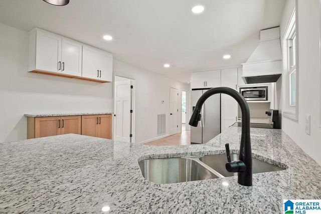 3969 BEARDEN DRIVE, Vestavia Hills, AL 35243