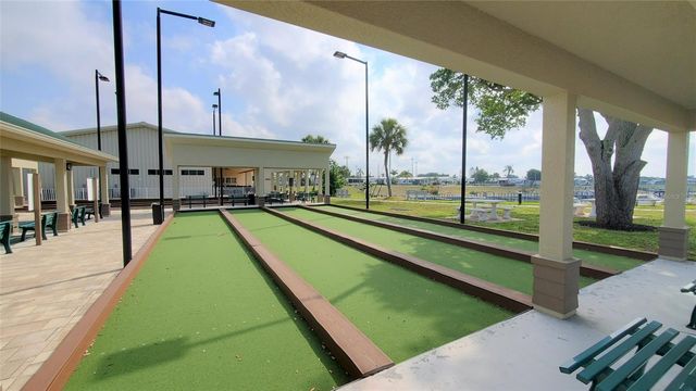 712 CAREFREE, Venice, FL 34285