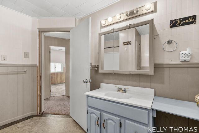 2052 Woodward Street, Muskegon Twp, MI 49442