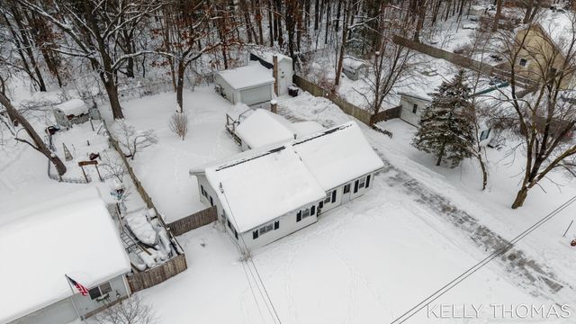 2052 Woodward Street, Muskegon Twp, MI 49442