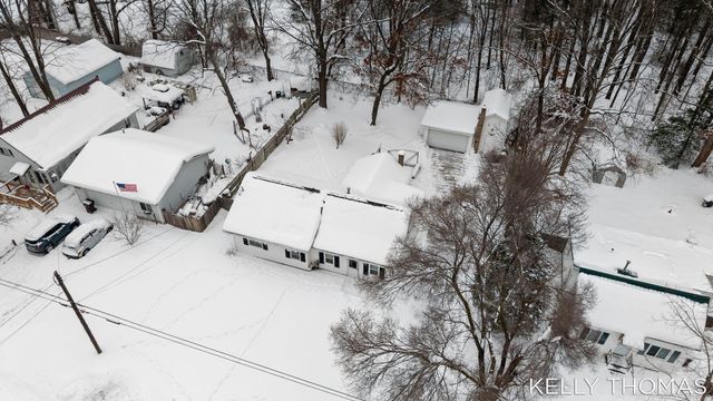 2052 Woodward Street, Muskegon Twp, MI 49442