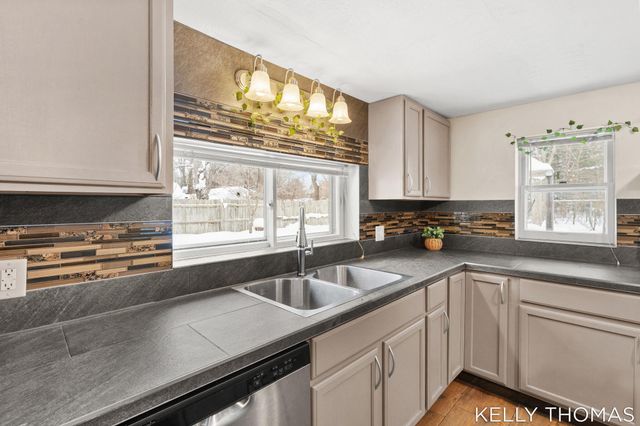 2052 Woodward Street, Muskegon Twp, MI 49442