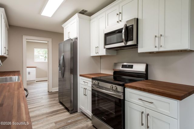 2608 Winchester Road, Waycross, GA 31501