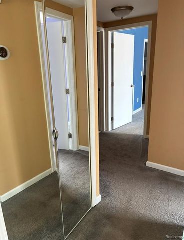 389 Neptune Drive 208, Walled Lake, MI 48390