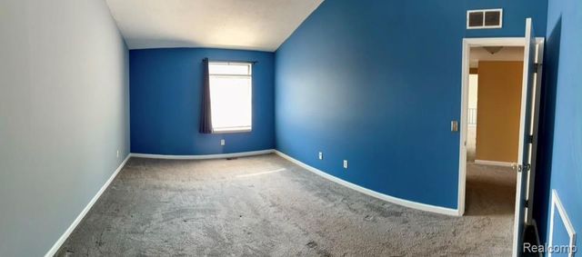 389 Neptune Drive 208, Walled Lake, MI 48390