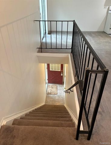 389 Neptune Drive 208, Walled Lake, MI 48390