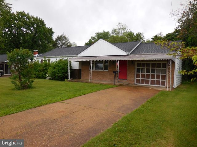 10 E CLAIRMONT DR, Newark, DE 19702
