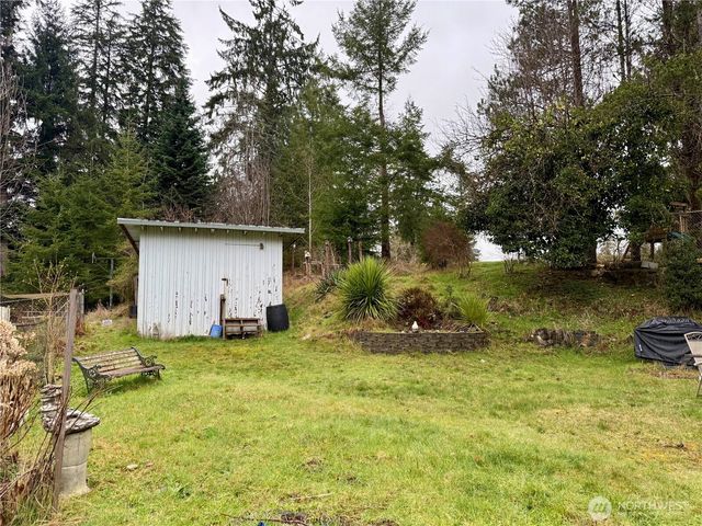 928 Bradford Street, Raymond, WA 98577
