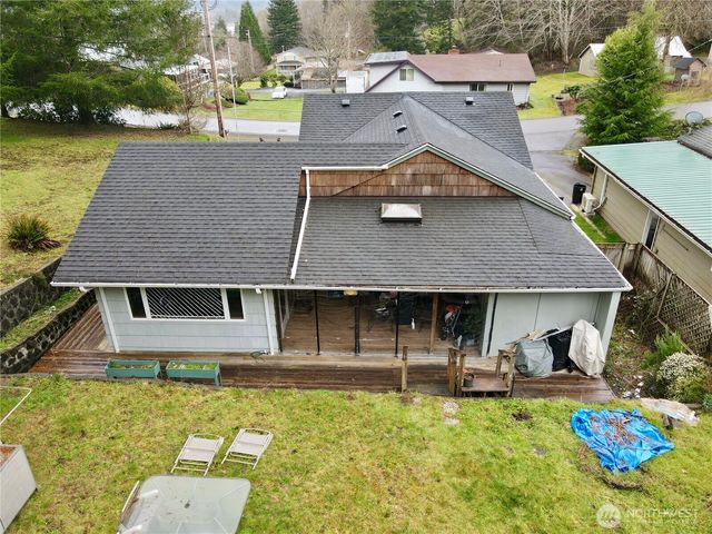 928 Bradford Street, Raymond, WA 98577