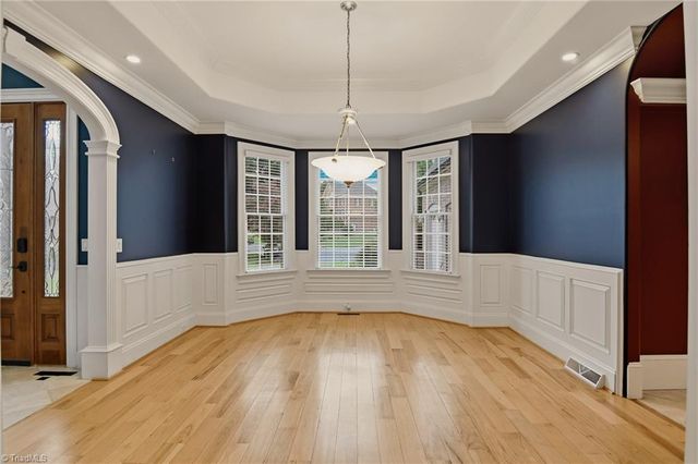 121 Salem Village Court, Clemmons, NC 27012
