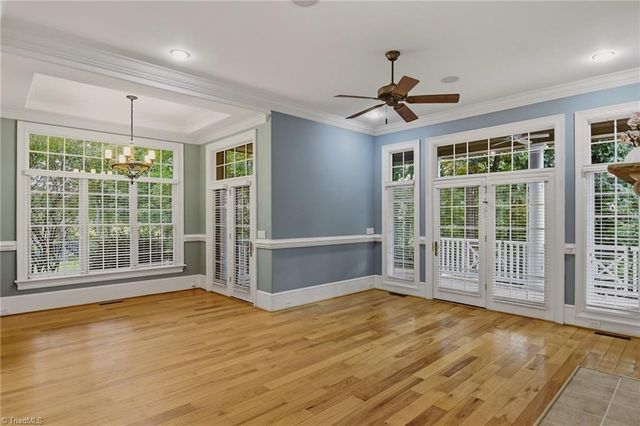 121 Salem Village Court, Clemmons, NC 27012