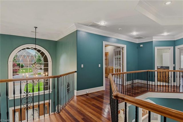 121 Salem Village Court, Clemmons, NC 27012