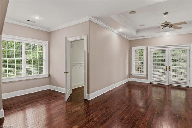 121 Salem Village Court, Clemmons, NC 27012