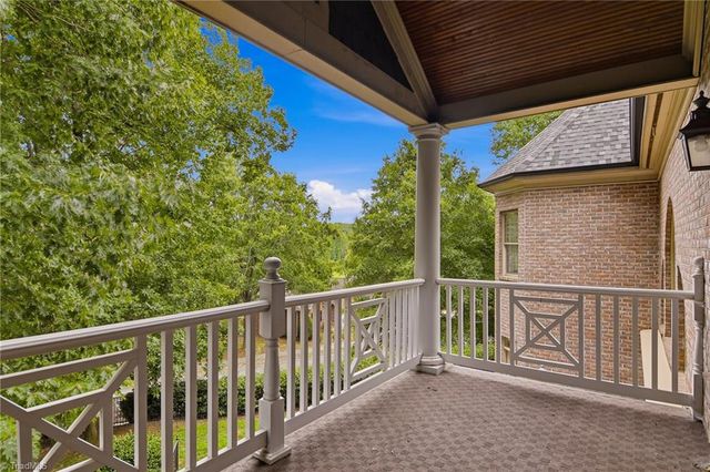 121 Salem Village Court, Clemmons, NC 27012
