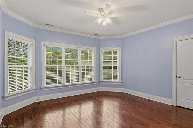 121 Salem Village Court, Clemmons, NC 27012