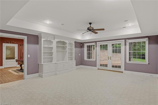 121 Salem Village Court, Clemmons, NC 27012