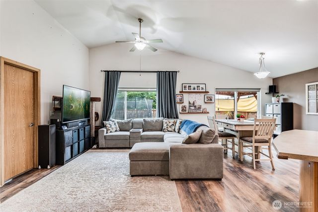 16633 Greenleaf Avenue SE, Yelm, WA 98597