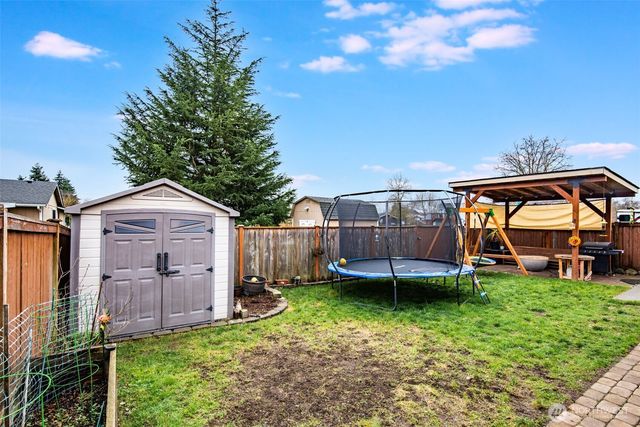 16633 Greenleaf Avenue SE, Yelm, WA 98597