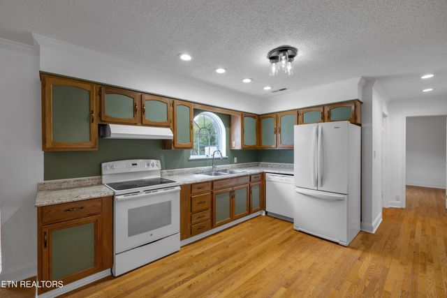 176 Gudger Rd, Madisonville, TN 37354