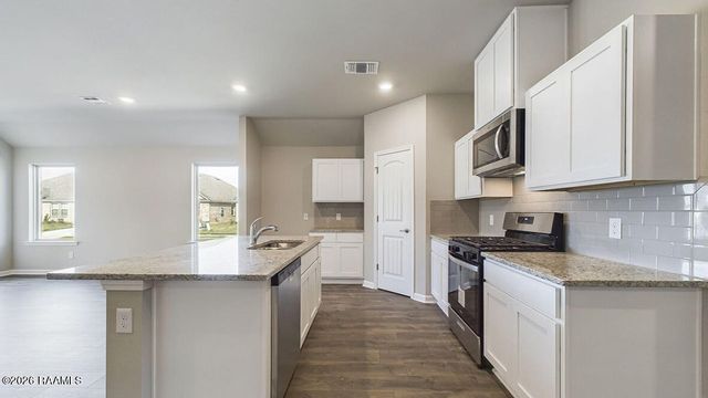 100 Zabette Drive, Opelousas, LA 70570